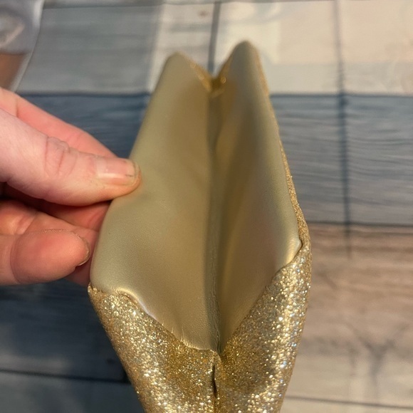 JIMMY CHOO PARFUMS TOILETRY GOLD MAKE UP POUCH , CARRYING CASE  NEW!!!! - Picture 5 of 9